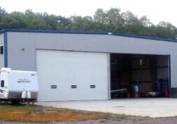 heli-muskoka-hangar