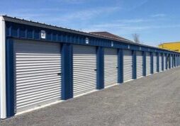 mini-storage-building-cassleman